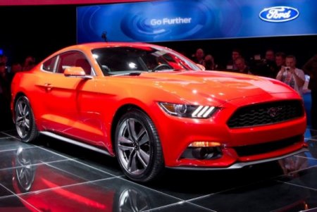    Ford Mustang 2015 